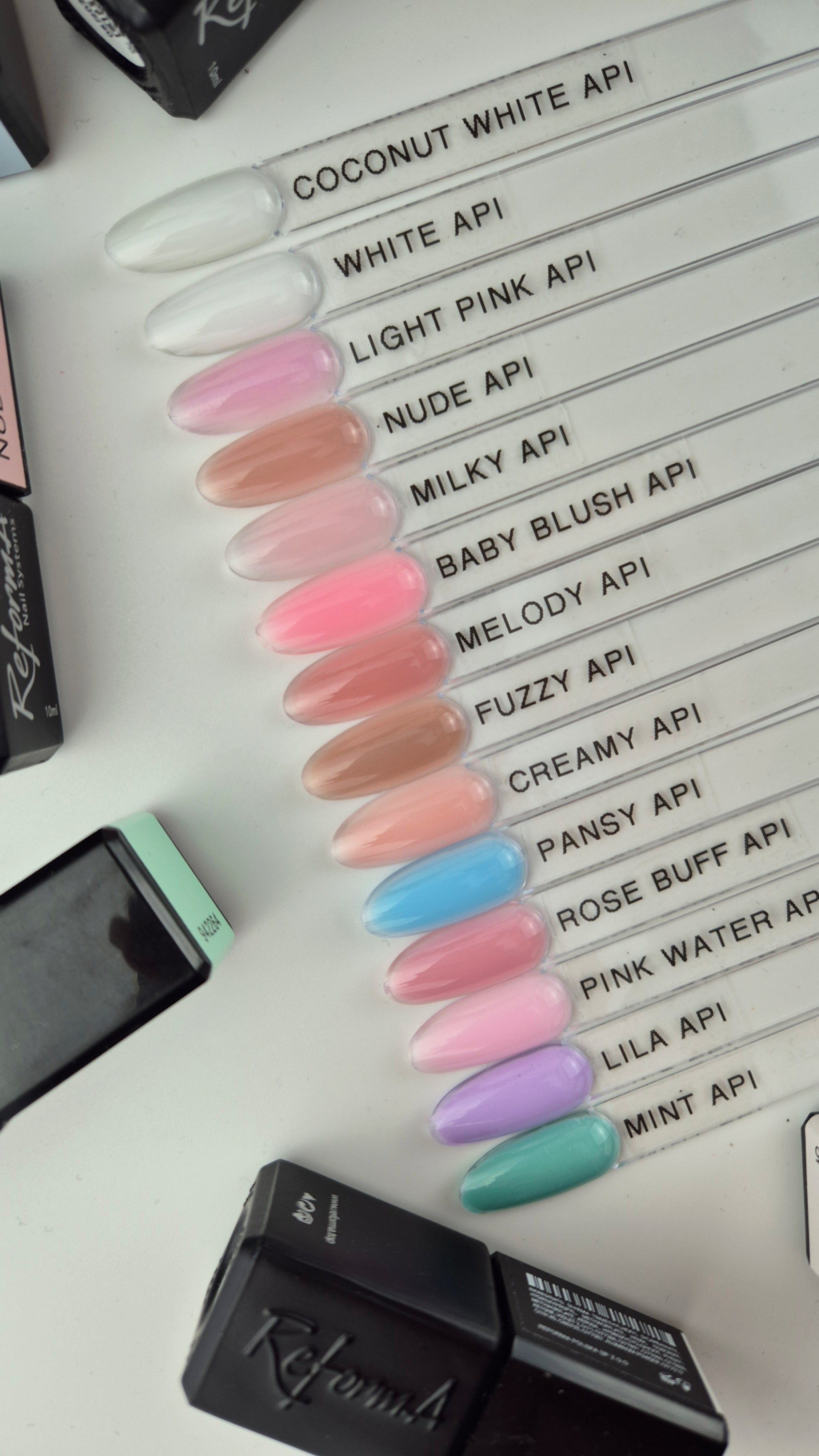 Cover Base Milky API - Камуфлююча база, молочна, рожева, натуральна - 30 г